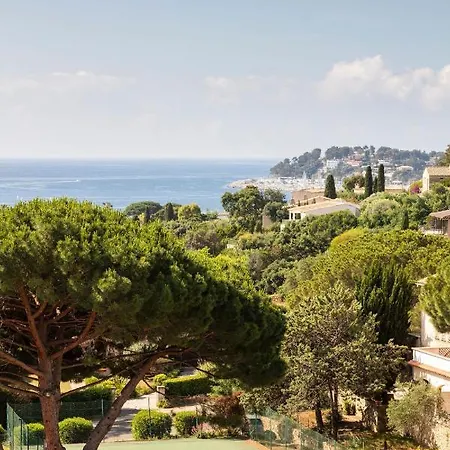 Hotel Du Parc Cavalaire Sur Mer Hotel