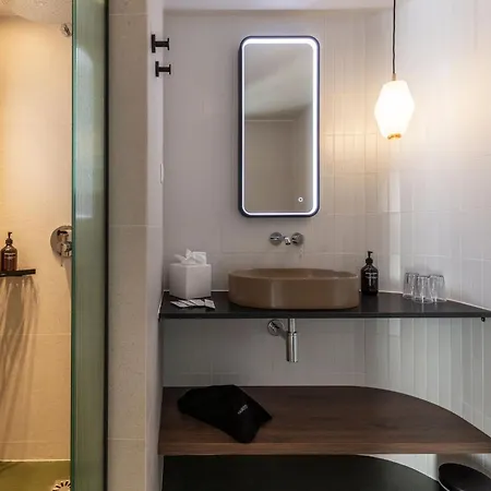 Hotel Du Parc Cavalaire Sur Mer 4*