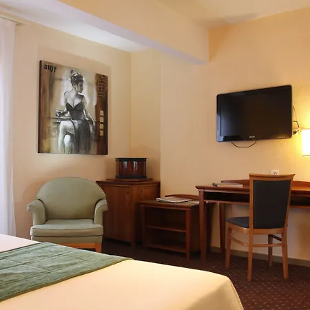 ホテル Du Parc Sur 4*