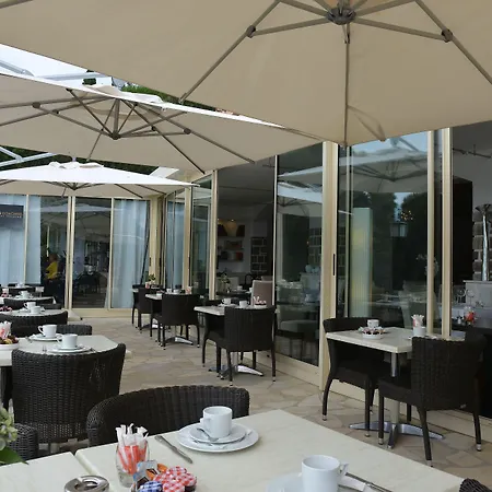 Du Parc Sur ホテル