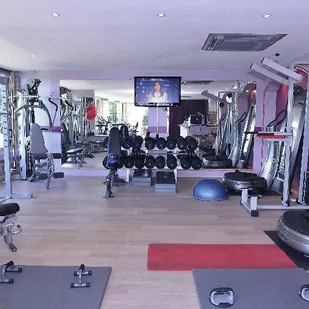 Hotel Hotel Du Parc Cavalaire Sur Mer 4*