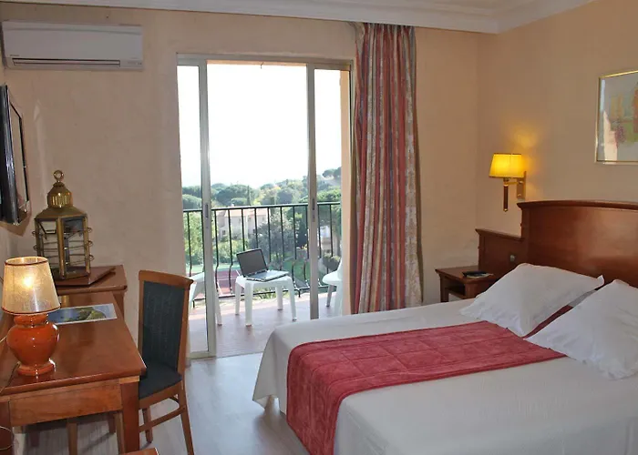 Du Parc Sur 4*