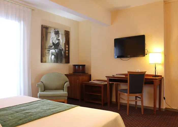 ホテル Du Parc Sur 4*